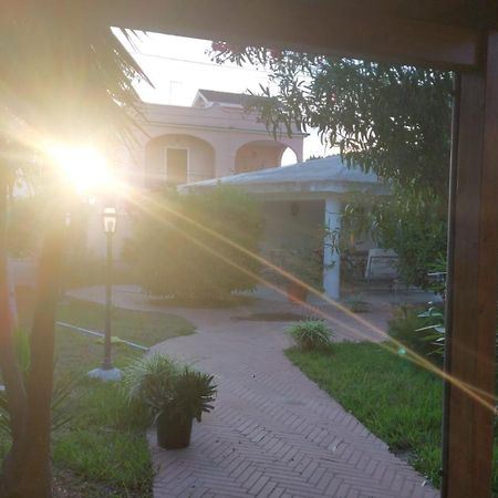 Rifugio Sereno Taranto Bagian luar foto